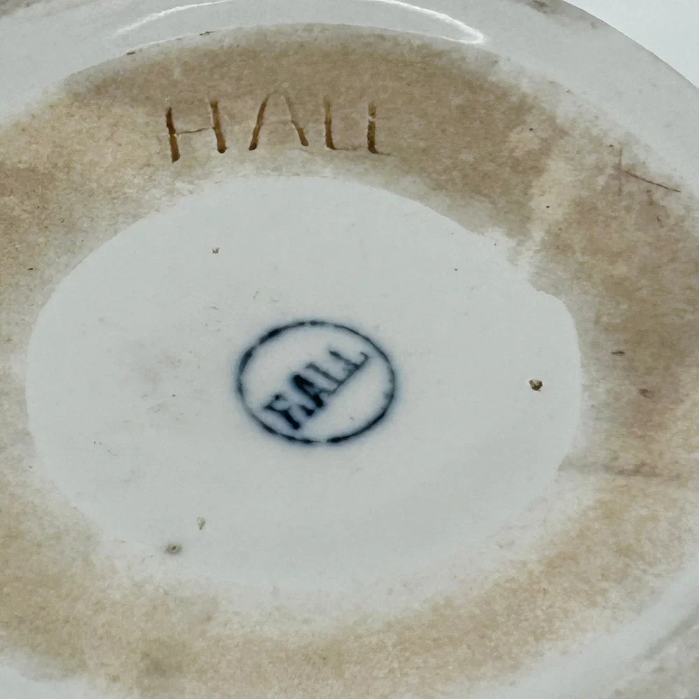 VTG Hall Blue Willow Transferware Covered Dish Round Pagoda Chinoiserie Blue
